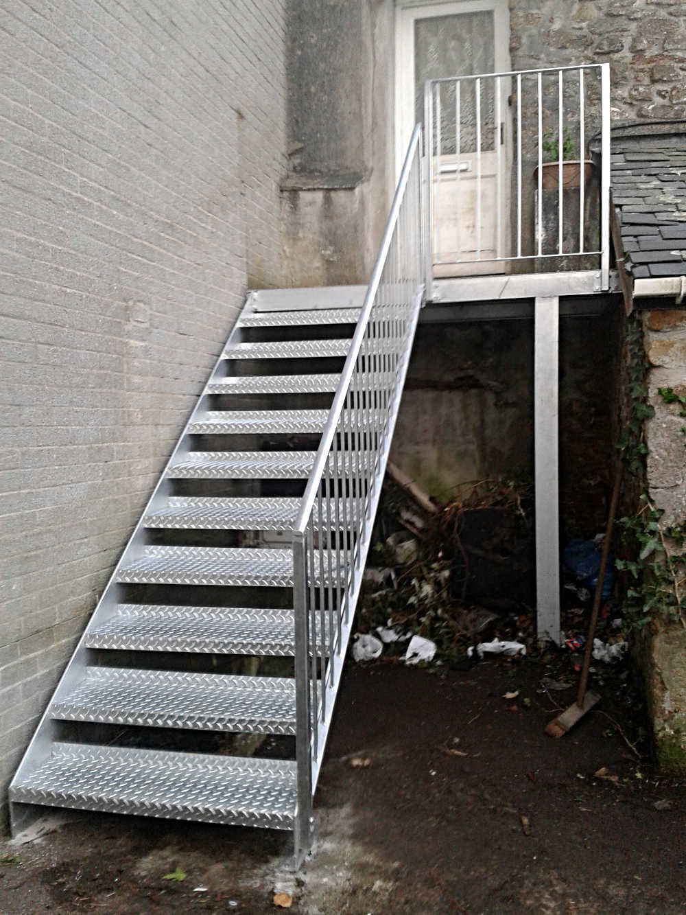 external handrails for steps uk stainless steel external fire escape cornwall staircases fire escapes jays gates external handrails for steps uk stainless steel external fire escape cornwall staircases fire escapes jays gates