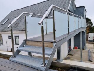 Installation this week of a balcony with walkway #glass #balustrade #fabrication #balcony #cornwall